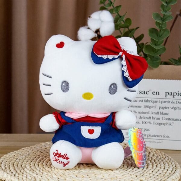 hello kitty peluche pequeño