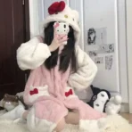 albornoz hello kitty chic