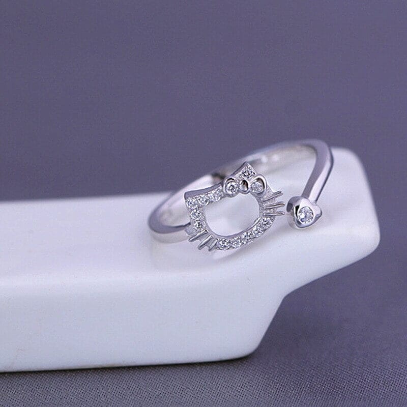 anillo con hello kitty