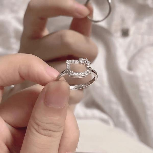 anillo hello kitty swarovski
