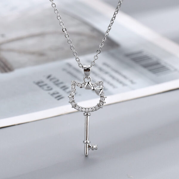 collar de hello kitty