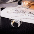 collar hello kitty tiny chum