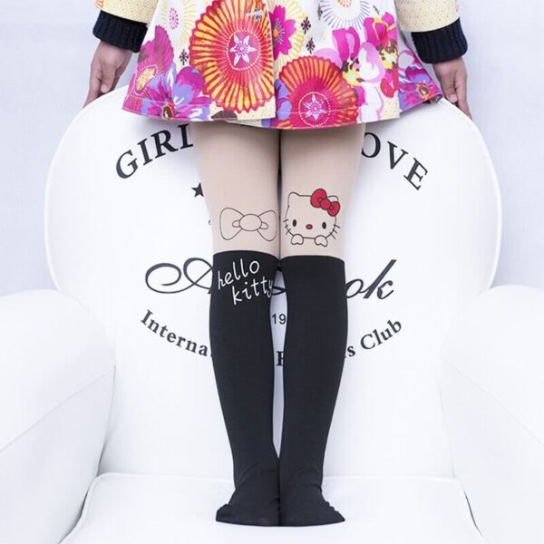 medias negras hello kitty