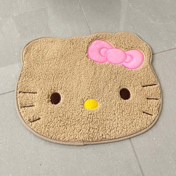 alfombra hello kitty marron claro