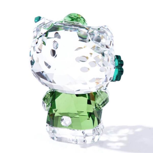 figura hello kitty verde